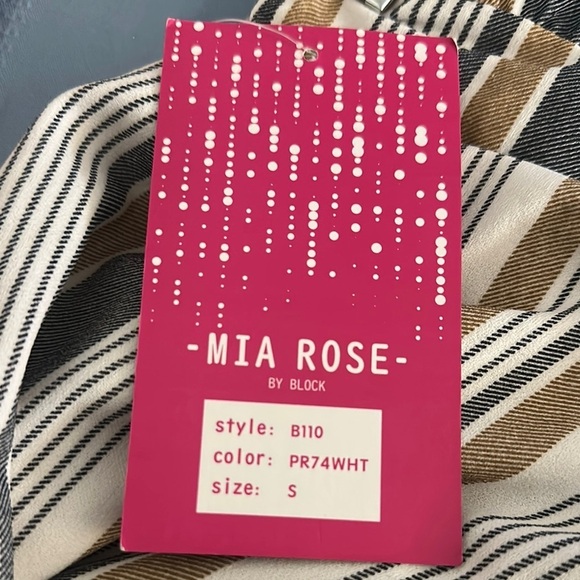 Chic Striped Tie-Belt Pants - Picture 5 of 6